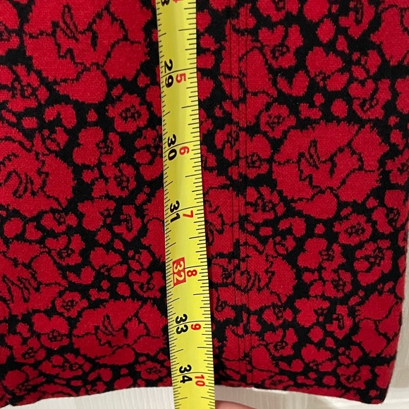 Maeve by Anthropologie The Margot Kick-Flare Cropped Pants in Red Size XS - Picture 15 of 15